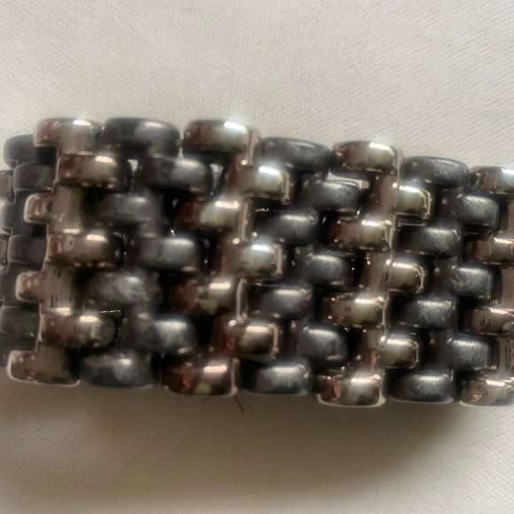 Stretchy bracelet - pewter and silver - Picture 2 of 3